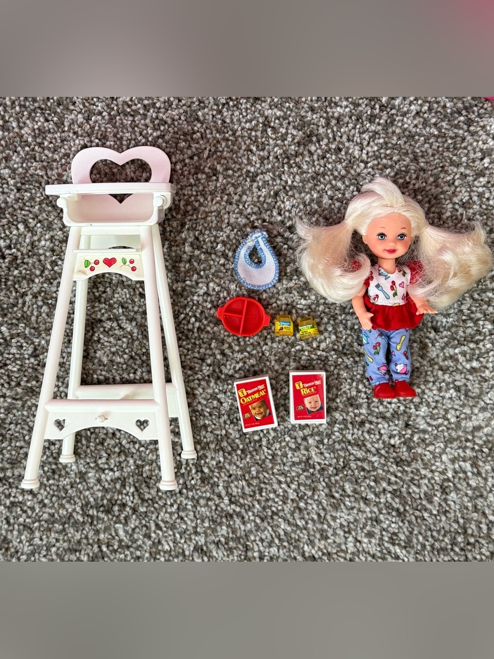Vintage 1997 Mattel Eatin' Fun Kelly Doll & High Chair Playset